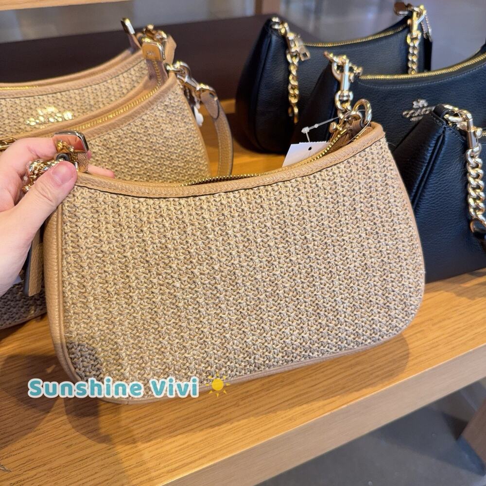 NWT COACH Teri Shoulder Bag With Charm CEC43 straw/Im/Toast Leather - Picture 5 of 7